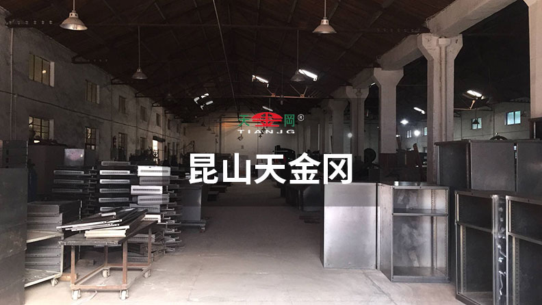 為何工具柜廠家天金岡選擇冷軋鋼板制作柜子？