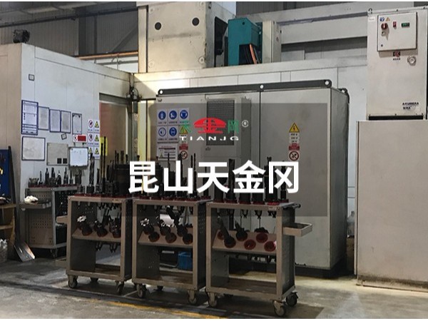 滿大街的工具柜廠家，憑什么昆山天金岡的這么火?