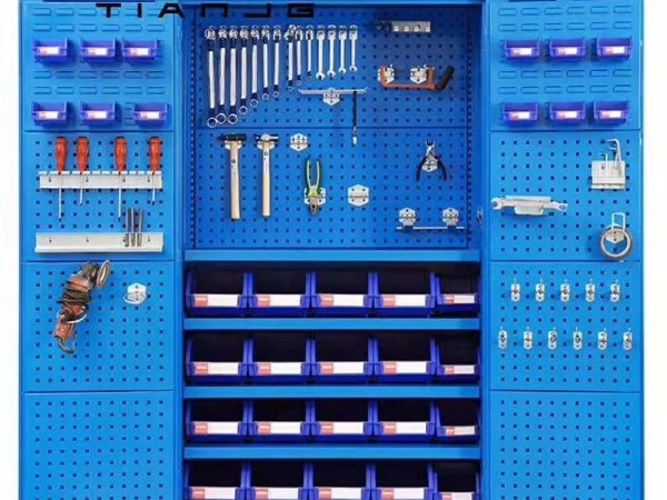 工具柜廠家天金岡砥礪奮進(jìn)，獲中國招投標(biāo)企業(yè)信用AAA級(jí)證書！