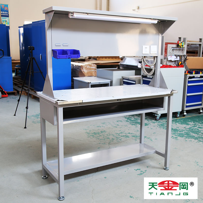 帶燈架的不銹鋼工作桌有什么作用？