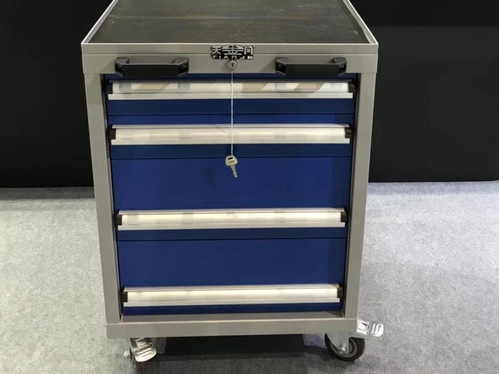 為什么工廠車間需要重型工具柜？【天金岡】