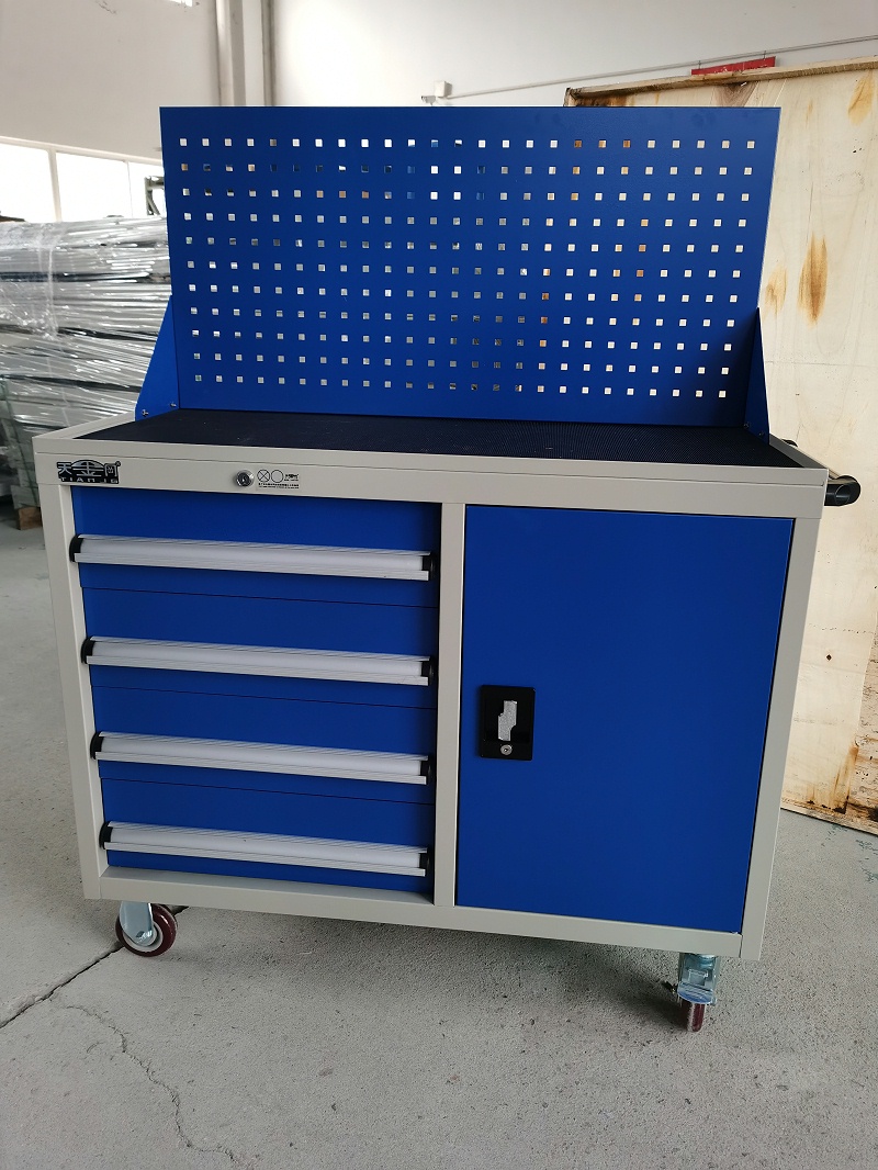 移動(dòng)五金工具車